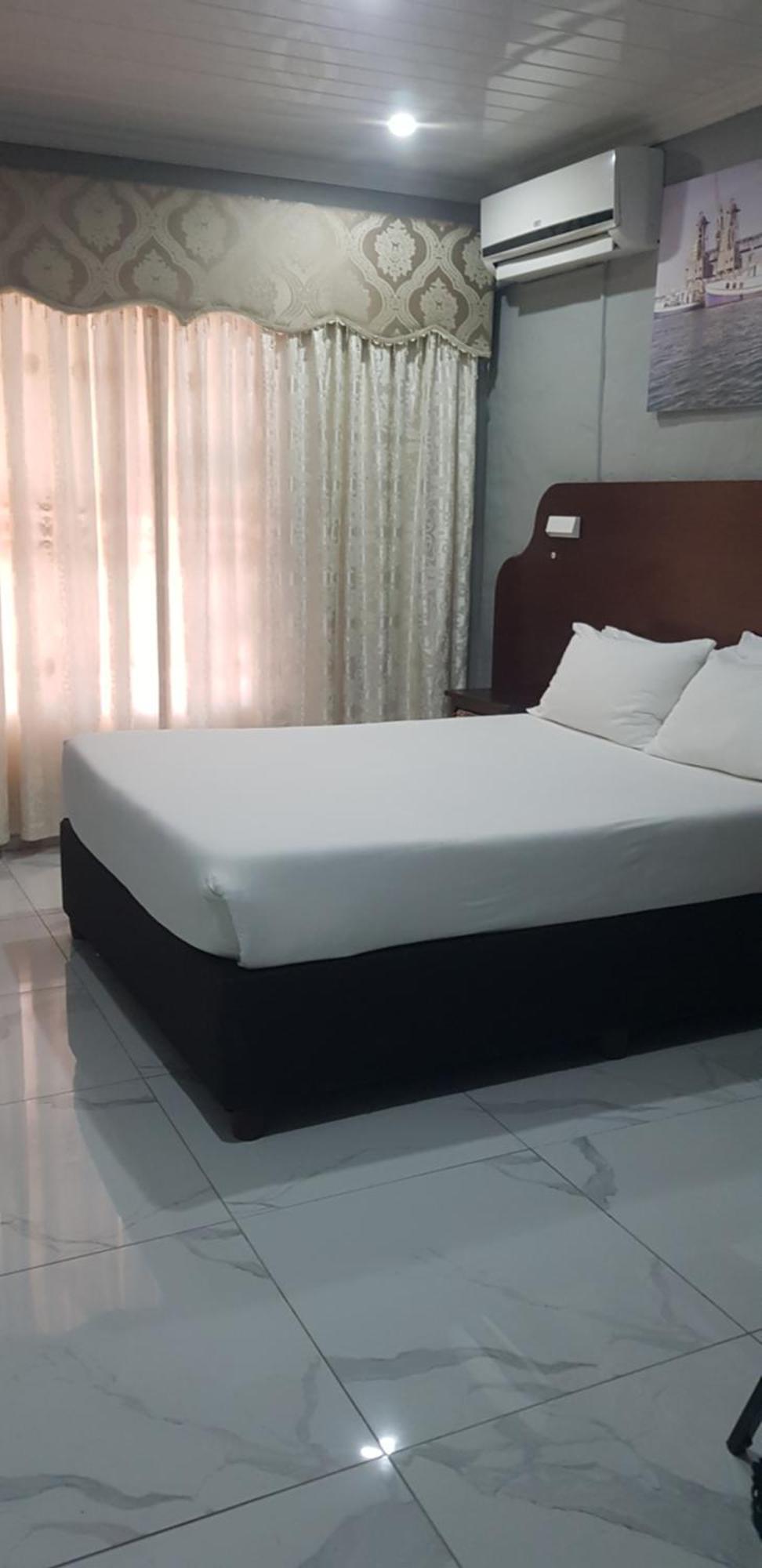 Rainbow Guest House And Tours Uitenhage Luaran gambar