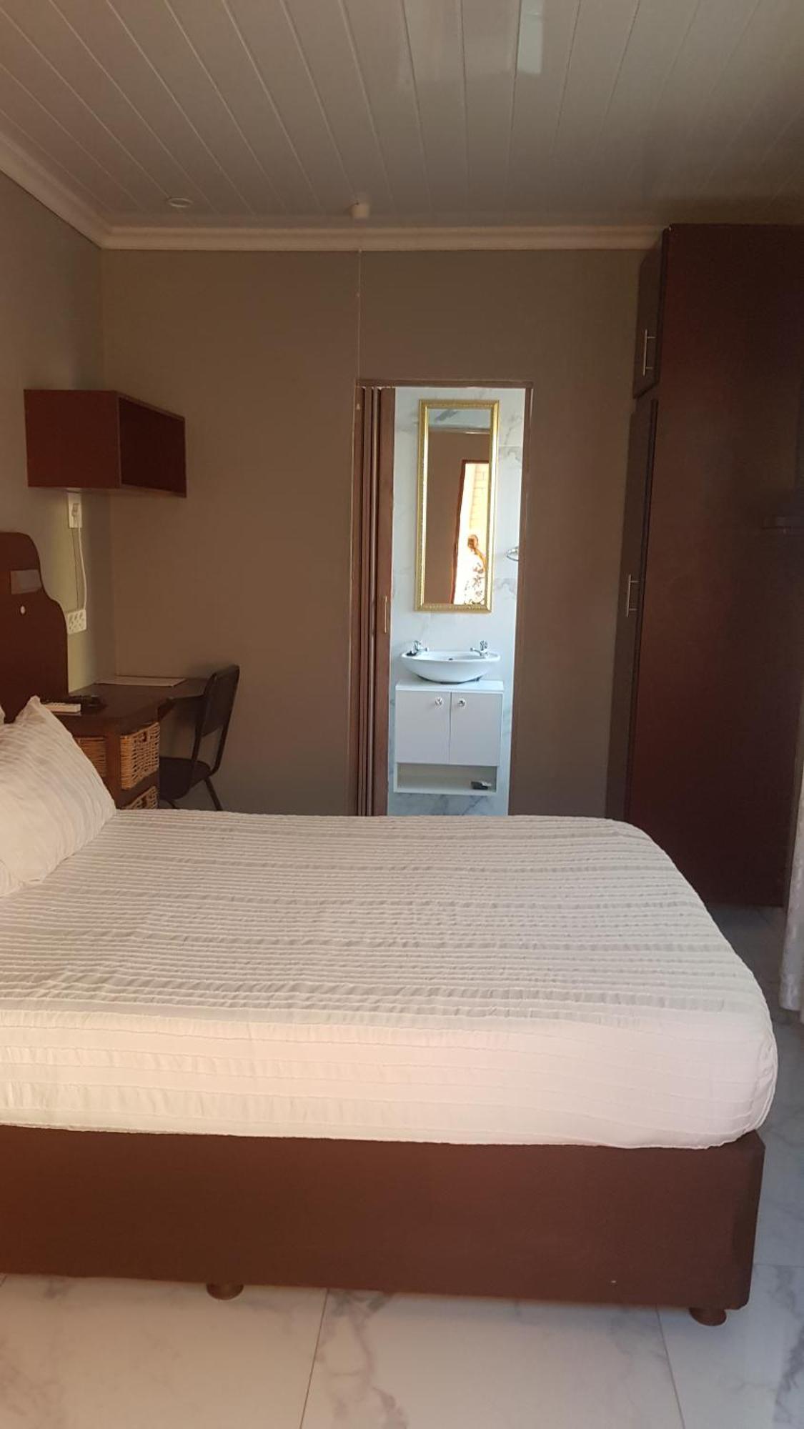 Rainbow Guest House And Tours Uitenhage Luaran gambar